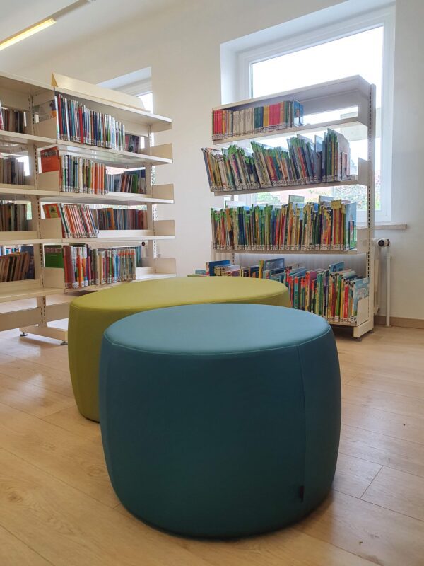 Pouf voor bibliotheek - maatwerk